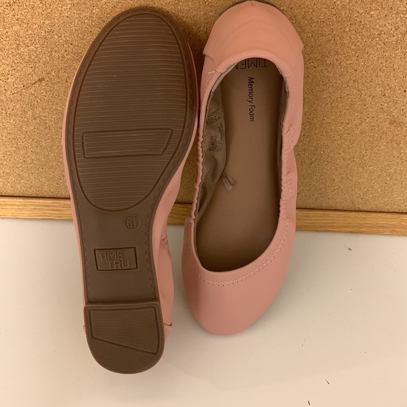 Women’s Time & Tru Memory Foam Scrunch Ballet Flats Shoes Size 6 1/2. NWOT - Picture 4 of 7